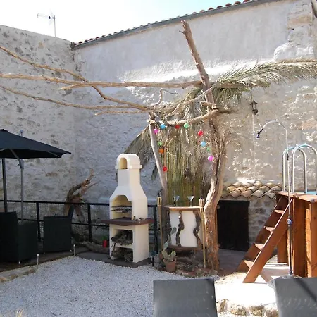 Holiday home Maison Egalite
